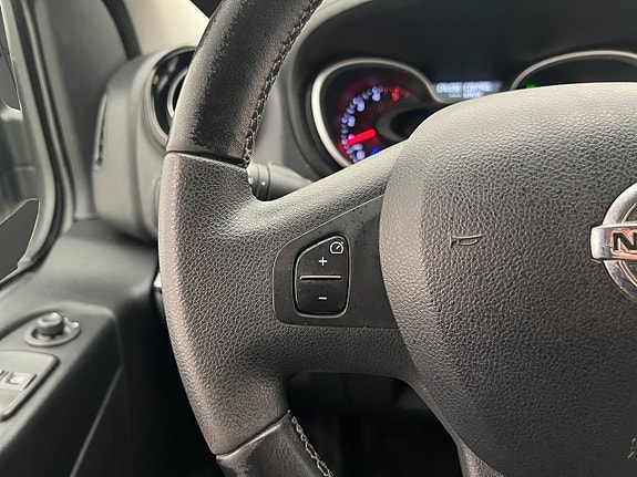 Nissan NV300 19 of 30