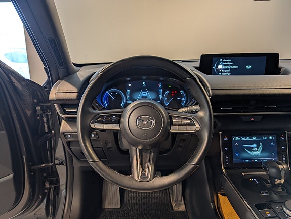 Mazda MX-30 11 of 23