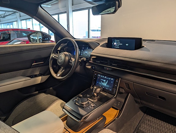 Mazda MX-30 6 of 23