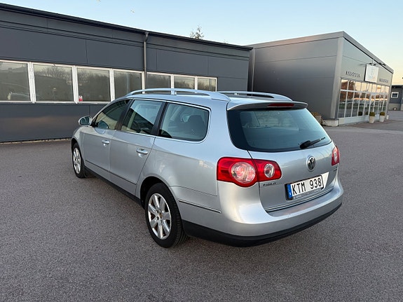 Volkswagen Passat 11 of 22