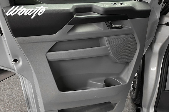 Ford Transit Custom 8 of 22