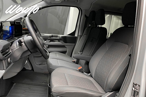 Ford Transit Custom 10 of 22
