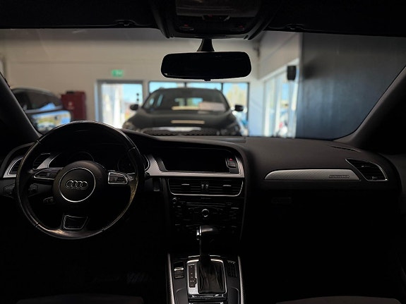 Audi A4 8 of 23