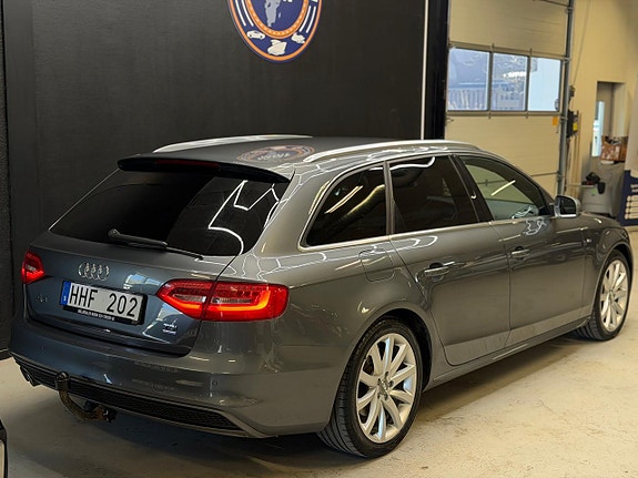 Audi A4 21 of 23