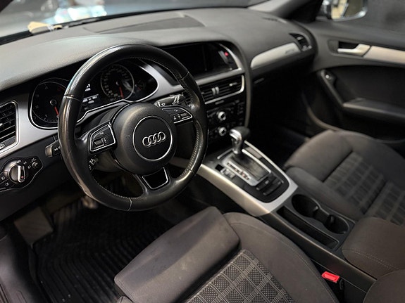 Audi A4 7 of 23