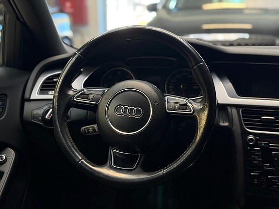 Audi A4 9 of 23