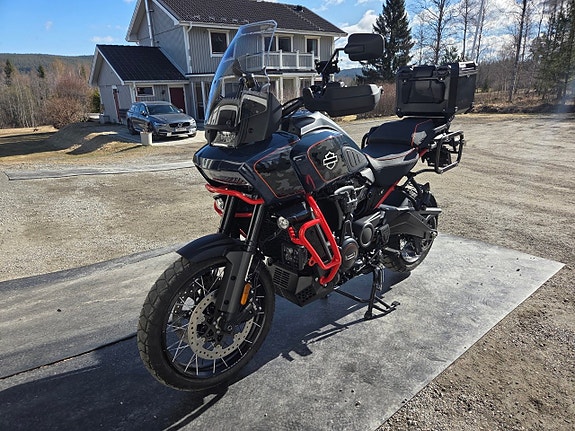 Harley-Davidson Pan America CVO + SE: Exhaust RA1250SE 10 of 20