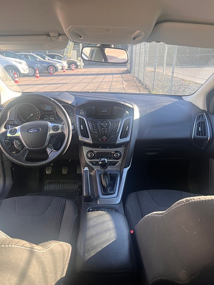 Ford Focus 8 of 9
