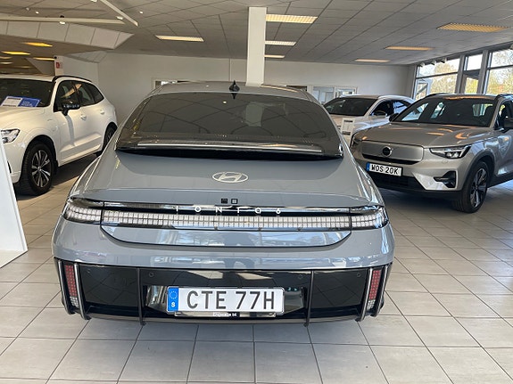Hyundai Ioniq 6 5 of 12