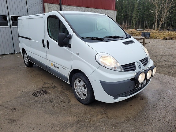 Renault Trafic 2 of 5