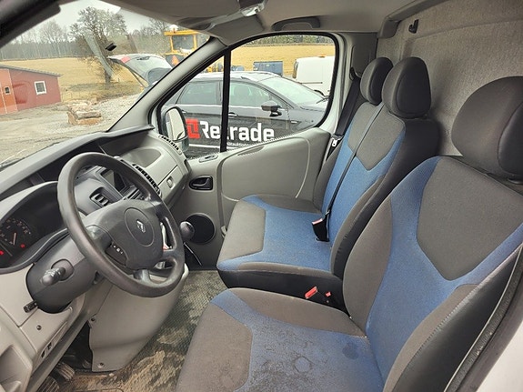 Renault Trafic 5 of 5