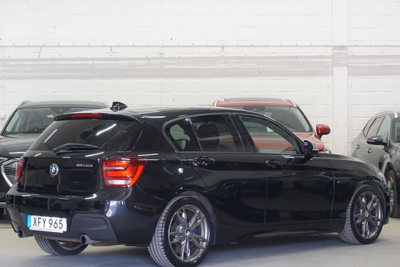BMW M135i 7 of 29
