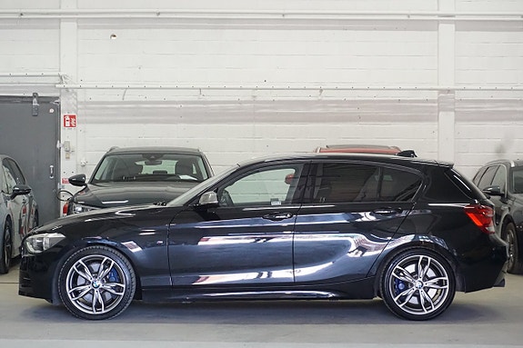 BMW M135i 2 of 5