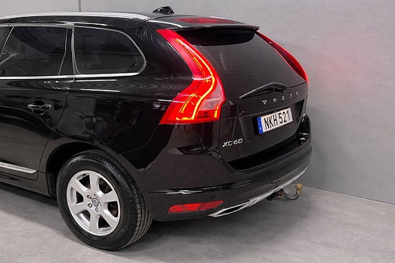 Volvo XC60 4 of 5