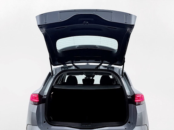 Renault Megane E-Tech 28 of 29
