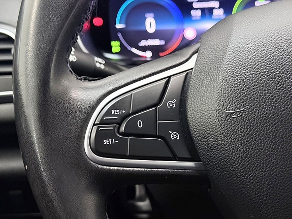 Renault Megane E-Tech 18 of 29