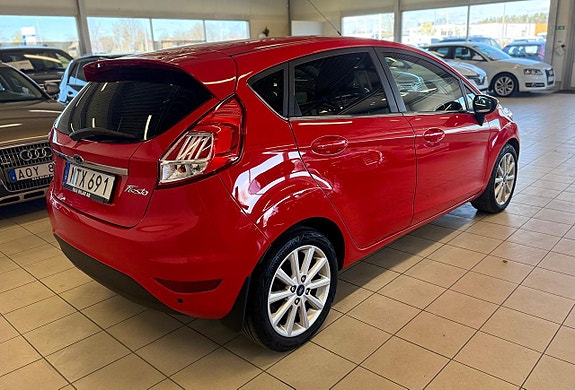 Ford Fiesta 8 of 11