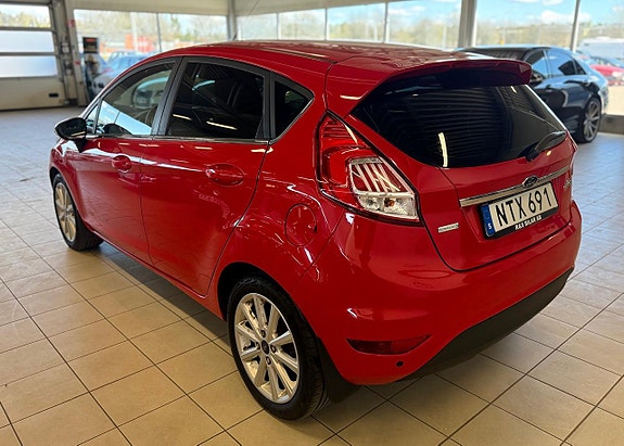 Ford Fiesta 5 of 11