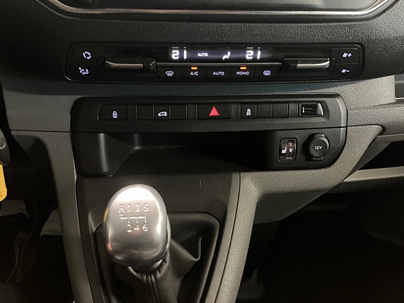 Peugeot Expert 16 of 21