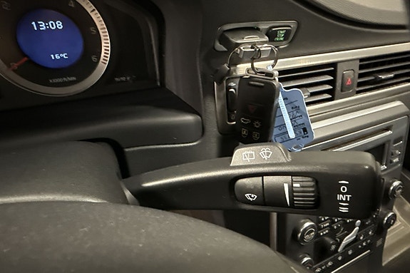 Volvo V70 17 of 25