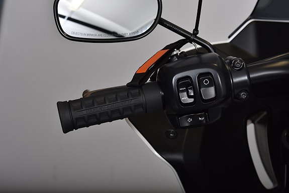 Harley-Davidson Low rider ST SPARA 39 600:- 14 of 16