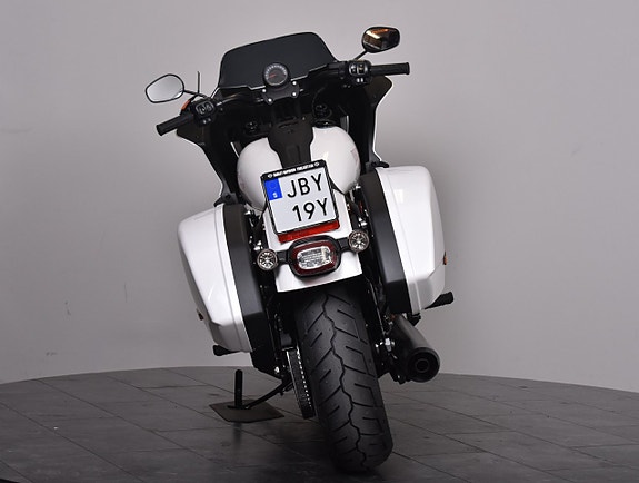 Harley-Davidson Low rider ST SPARA 39 600:- 6 of 16