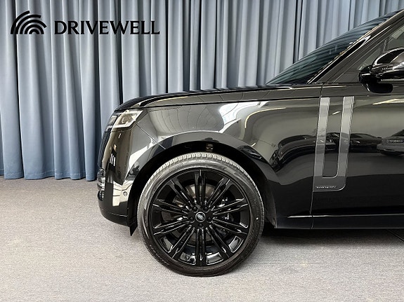 Land Rover Range Rover 23 of 30
