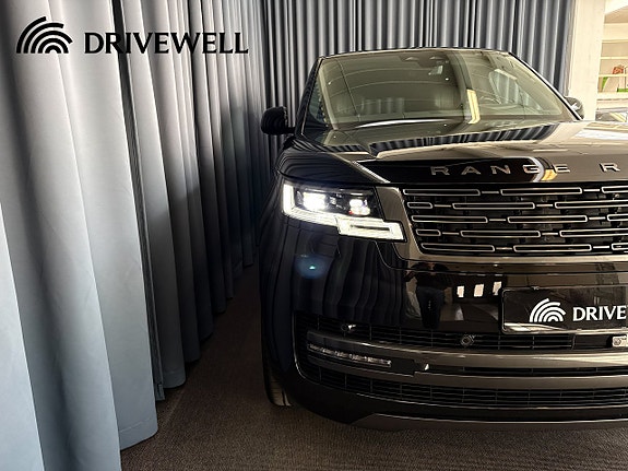 Land Rover Range Rover 22 of 30