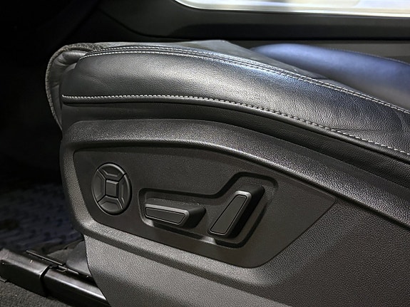 Audi SQ8 8 of 30
