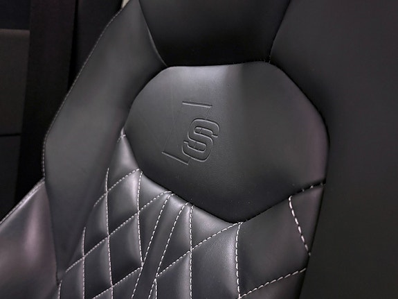 Audi SQ8 7 of 30