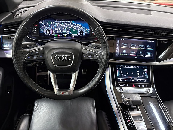 Audi SQ8 11 of 30