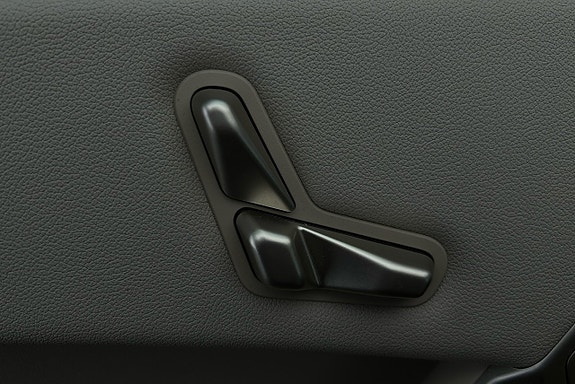 BMW iX 19 of 29