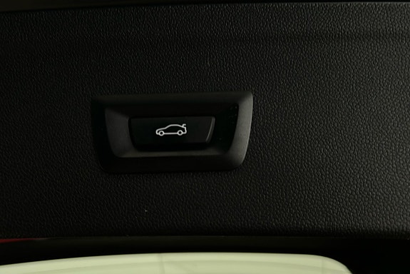 BMW iX 15 of 29