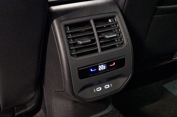 Cupra Leon 5 of 16