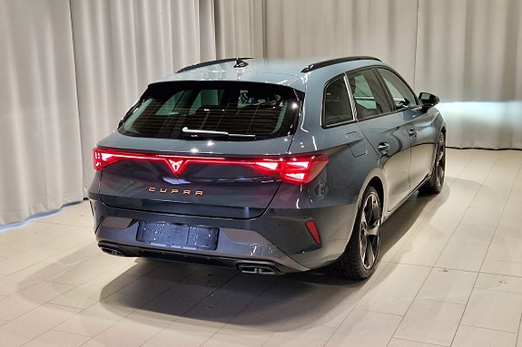 Cupra Leon 9 of 16