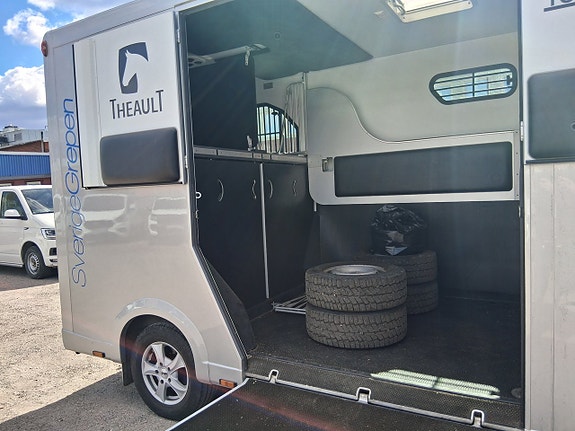 Renault Master 11 of 17