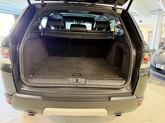 Land Rover Range Rover Sport 23 of 24