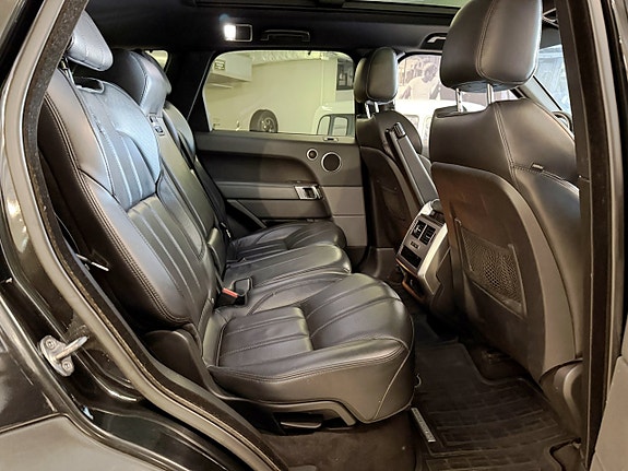 Land Rover Range Rover Sport 11 of 24