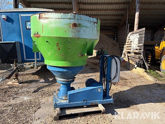 Träkvarn Bohmter R 71 & Röjsåg Husqvarna 535FB