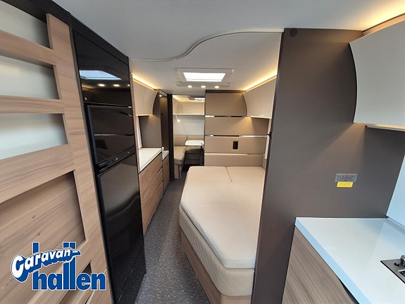 Adria Alpina 763 UK 24 of 27