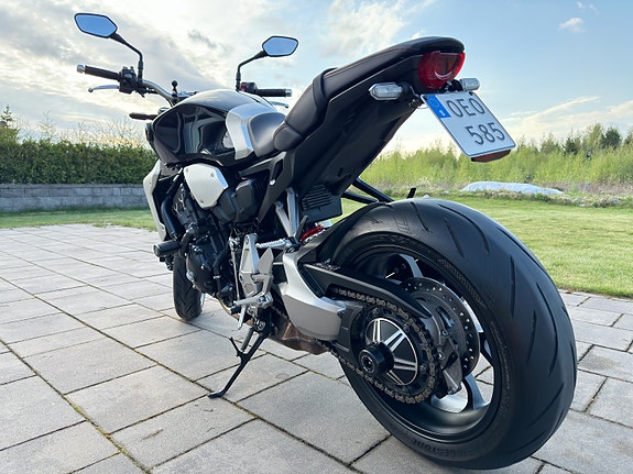 Honda CB1000R 5 of 6