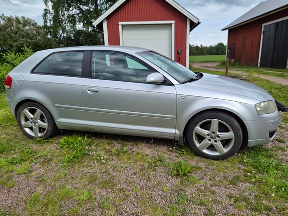 Audi A3 3 of 5