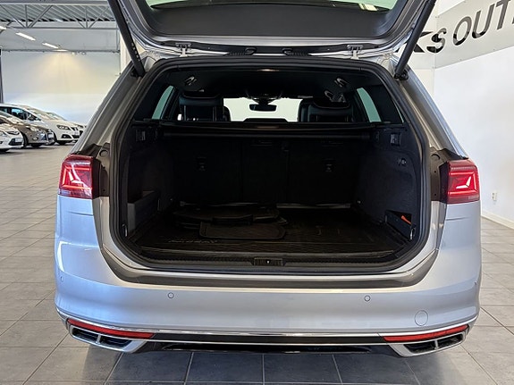 Volkswagen Passat 5 of 5