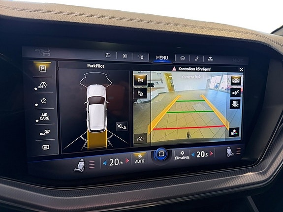 Volkswagen Touareg 10 of 12