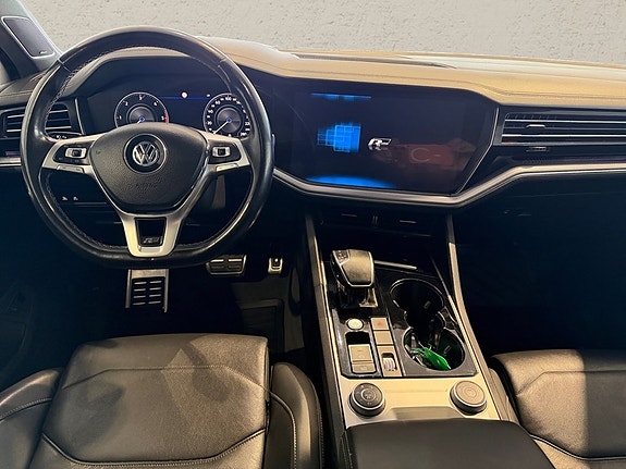 Volkswagen Touareg 5 of 5