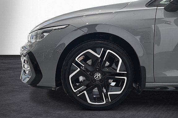 Volkswagen Golf I 4 of 11