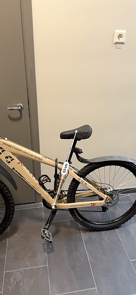 Product image 7 of 8