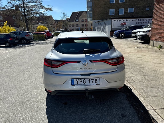 Renault Megane IV 5 of 5