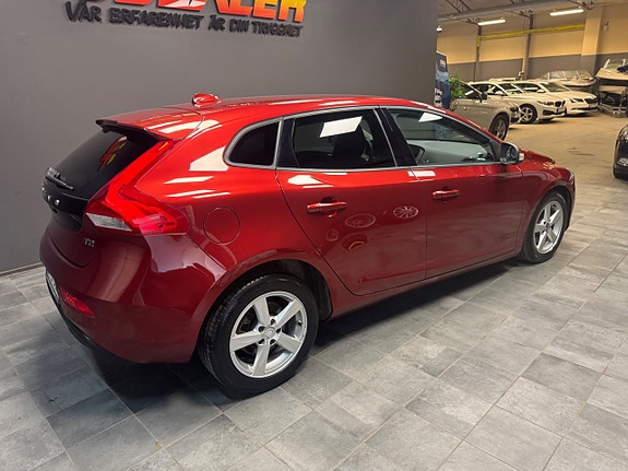 Volvo V40 5 of 7