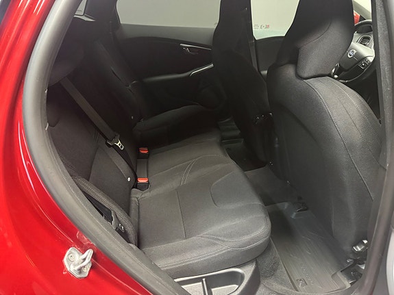 Volvo V40 7 of 7